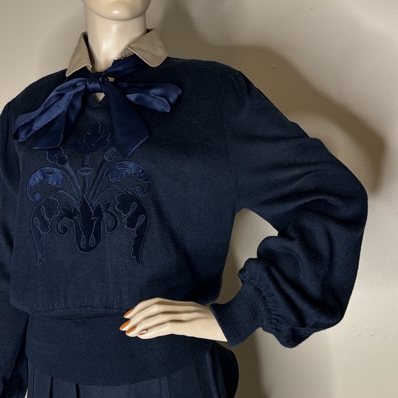 Vintage Bonnie Boerer Pull Over Sweater - Picture 5 of 14